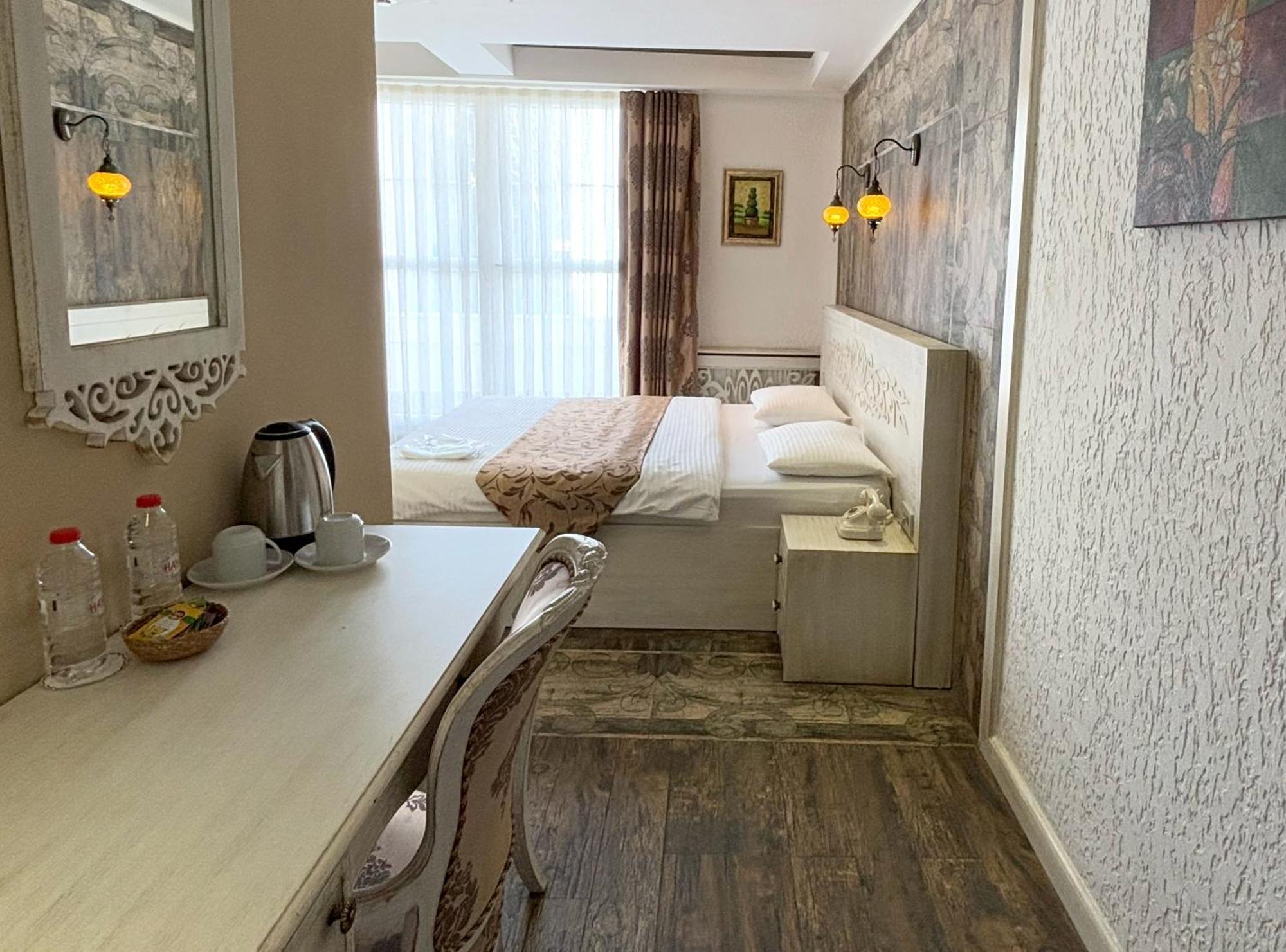 Elegance Asia Hotel Provincia di Provincia di Istanbul Esterno foto